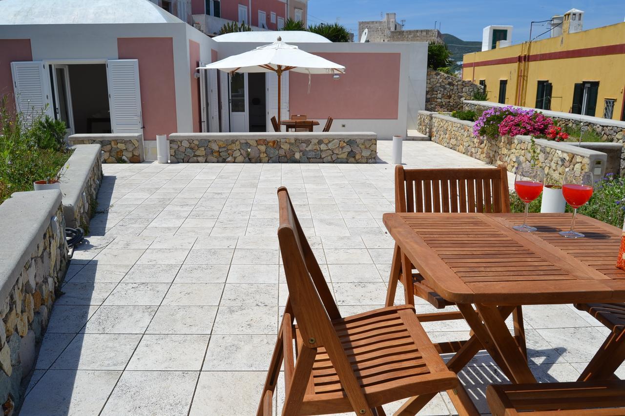 Maridea - Villa Alta Marea Ponza Esterno foto